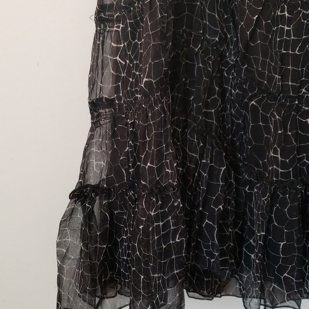 Black silk skirt - Picture 3 of 5